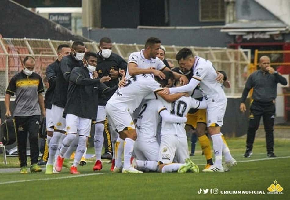 Série C: em jogo isolado do domingo, Criciúma vence Ituano e assume a ponta do grupo do quadrangular final