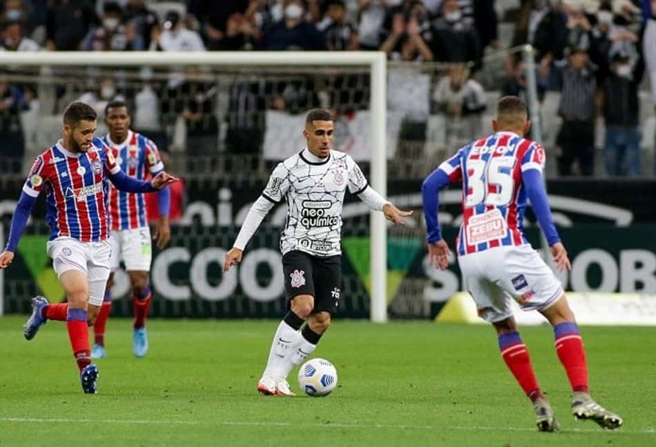 Gabriel segue como destaque no Corinthians nas estatísticas de desarmes e interceptações
