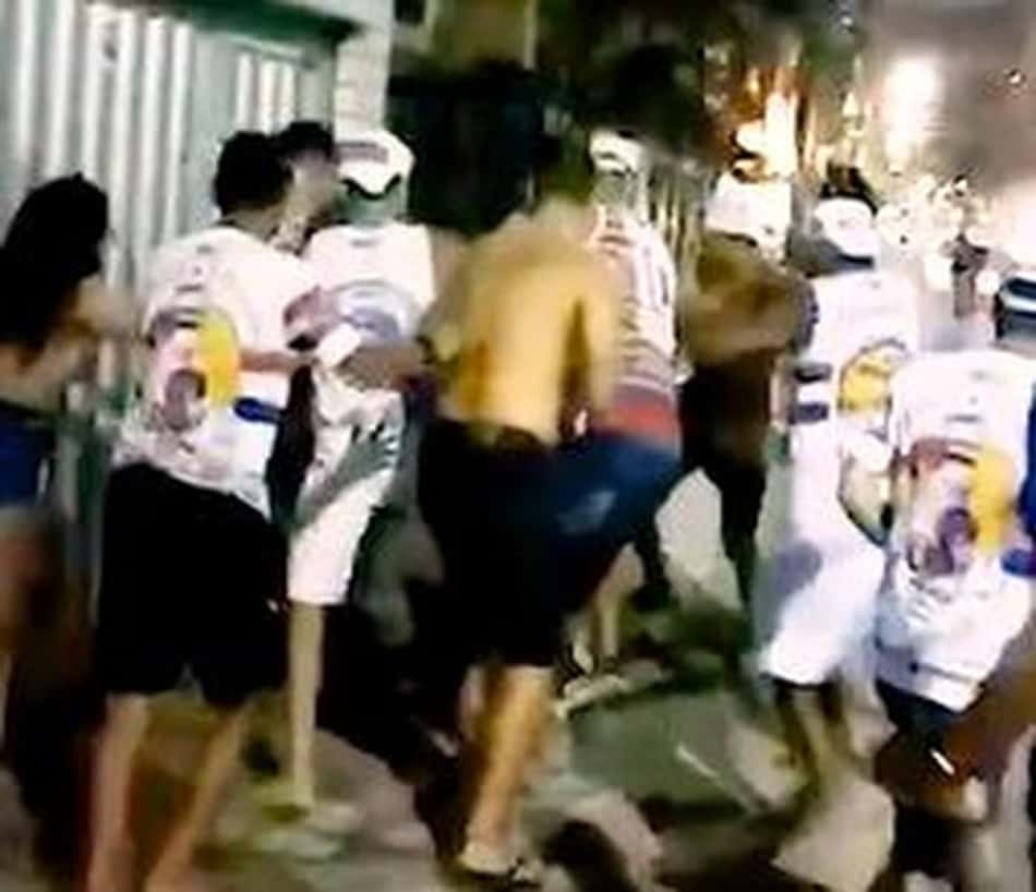 VÍDEO: suposto torcedor do Flamengo é agredido por torcedores do Fortaleza: 'Mata, mata!'