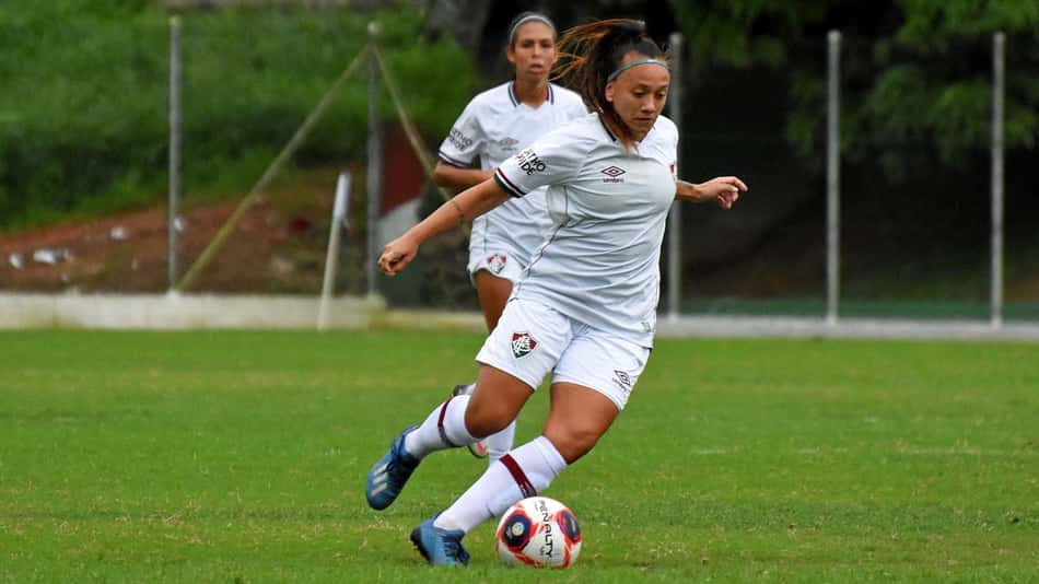 Elisa comemora primeiros gols no Fluminense e projeta sequência: 'Queria ter feito mais'