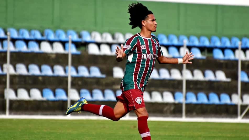 Com gols de Gabryel Martins e Jefté, Fluminense supera Portuguesa e avança na Copa Rio sub-20