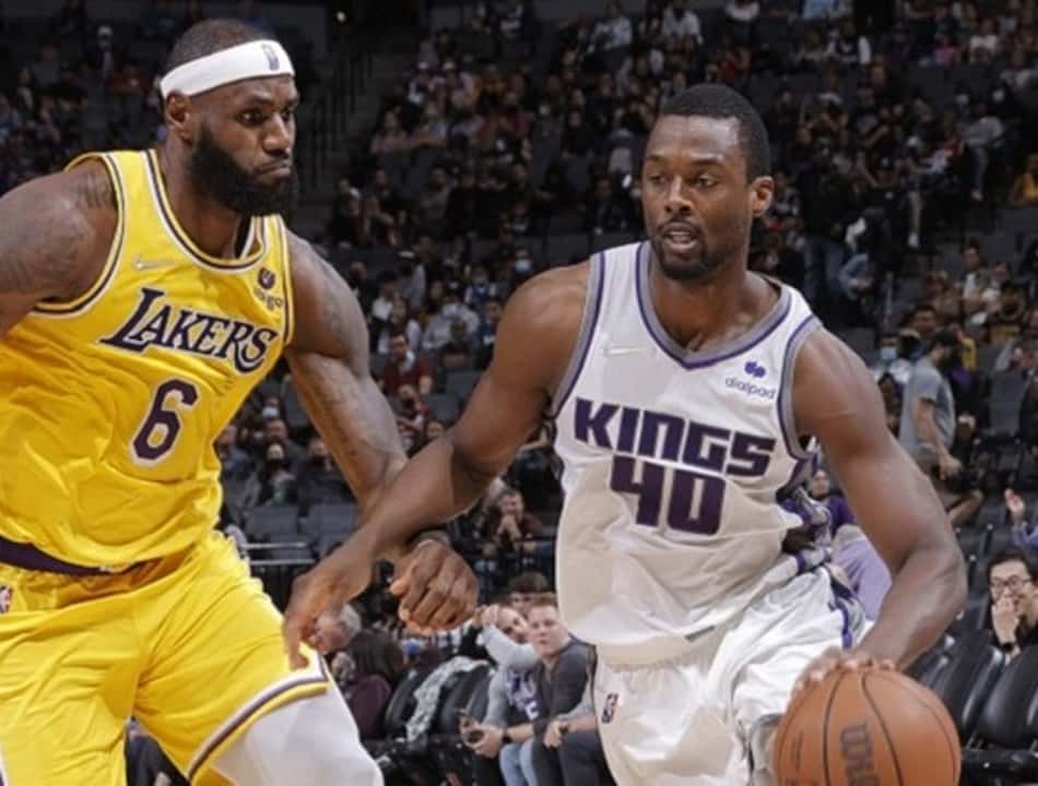 Kings vence e Lakers fecha pré-temporada sem vitórias
