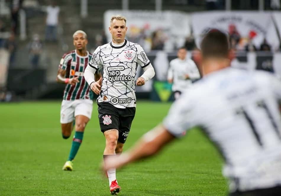 Contra o Flu, Corinthians teve ataque mais eficiente e com menor pontaria desta 'era' com reforços; entenda