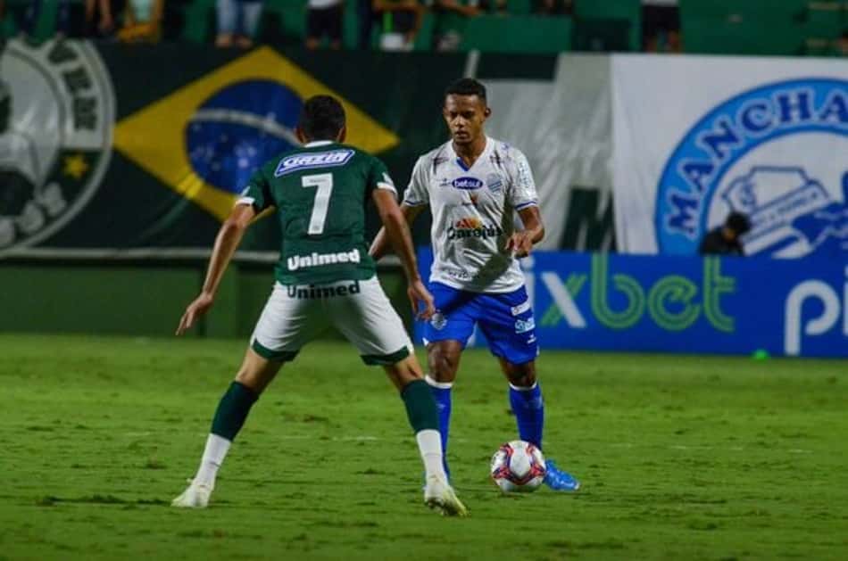Goiás vence CSA e continua no G4 da Série B do Brasileirão; veja os melhores momentos