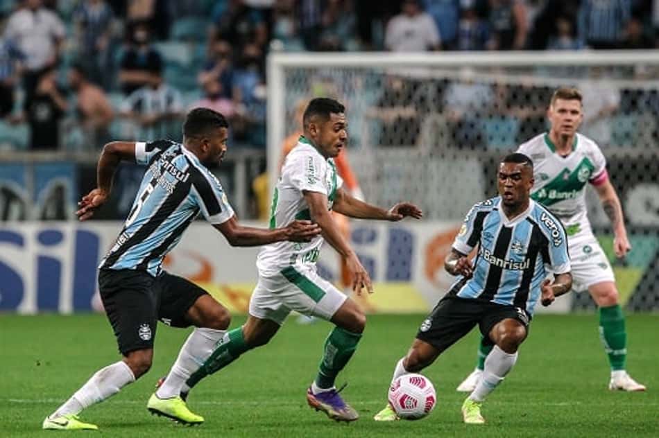 Grêmio quebra seca de vitórias no Brasileirão