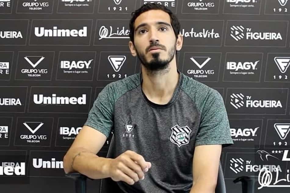 Figueirense informa que zagueiro passará por cirurgia de emergência