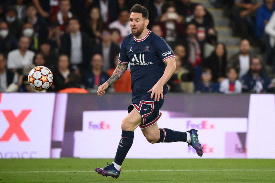 Lionel Messi está 'isolado' no Paris Saint-Germain, afirma ex-jogador