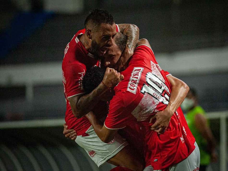Titular do CRB, Jean Patrick deseja crescimento do clube dentro de campo para garantir acesso à Série A