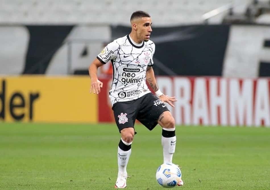 Gabriel será julgado na terça-feira pelo STJD e corre risco de pegar até 6 partidas de suspensão no Corinthians