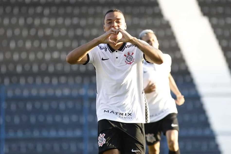 Corinthians supera o São Caetano e segue líder no Paulistão sub-20