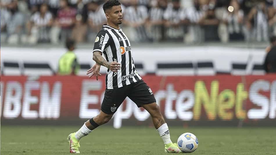 Cuca exalta vantagem para o Fortaleza, mas acredita que diferença é curta: 'longe de estar decidido'