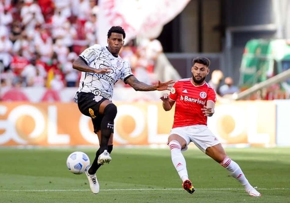Sob pressão no Corinthians, Sylvinho projeta time com a melhor defesa do Campeonato Brasileiro em reta final