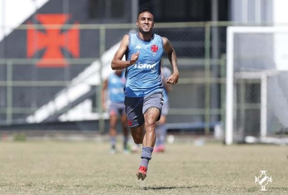 Menezes, zagueiro do Vasco Sub-20, projeta duelo de volta contra o Flamengo: 'Trabalhamos muito forte'
