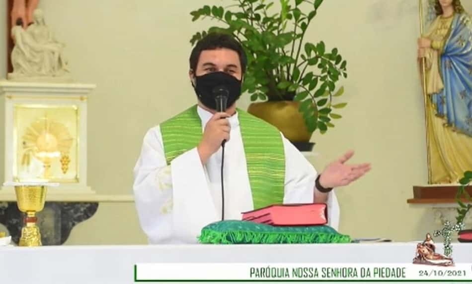 VÍDEO: Padre palmeirense viraliza ao 'pedir para Jesus' título Mundial e da Libertadores: 'Em 1951 eu não era nascido'