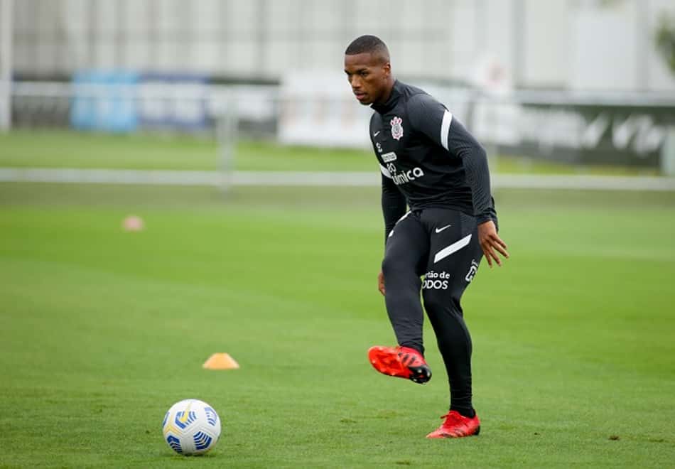 Árbitro relata agressão e ofensas de Xavier, expulso no final do jogo do Corinthians contra o Internacional
