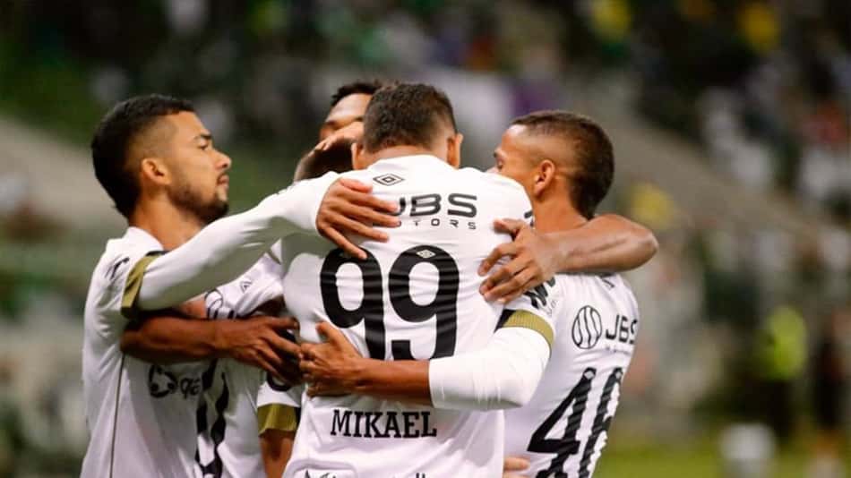 Maílson lamenta erros do Sport na bola parada