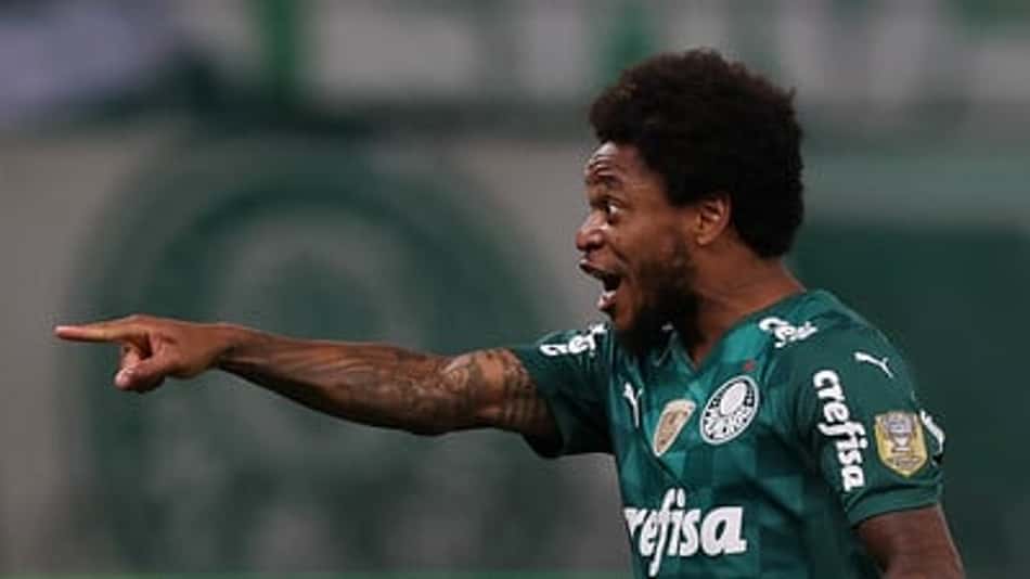 Palmeiras tentou empurrar Luiz Adriano para o Botafogo, mas salário do jogador melou negócio