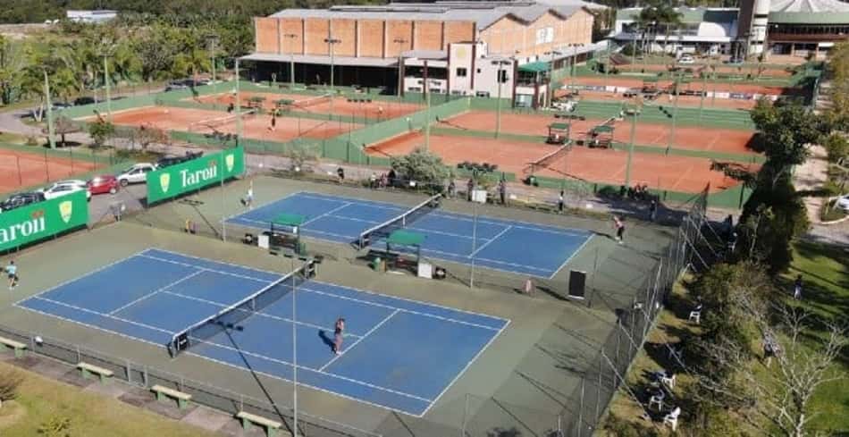 Itajaí (SC) recebe o Campeonato Brasileiro de Seniors de tênis