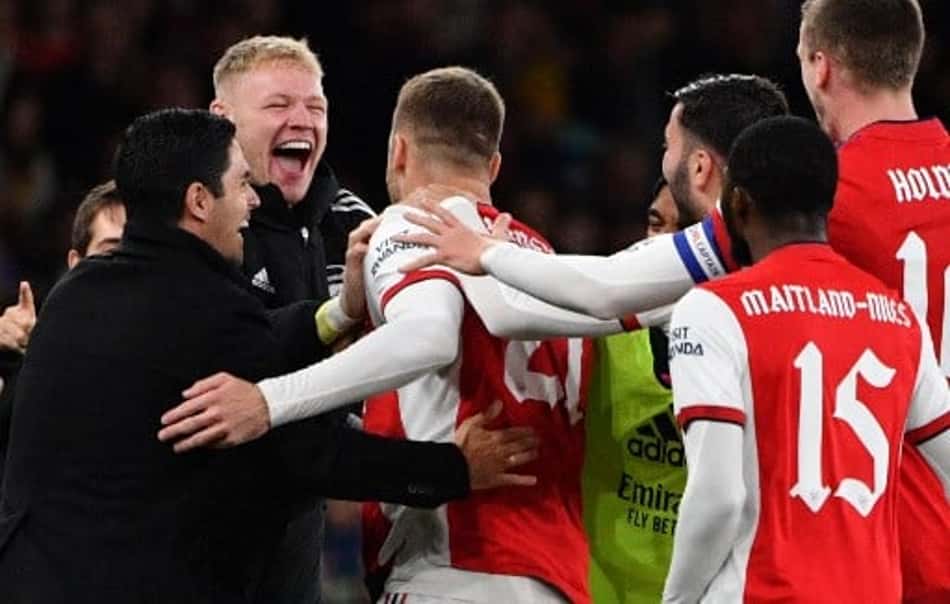 Arsenal vence o Leeds United e avança na Copa da Liga Inglesa