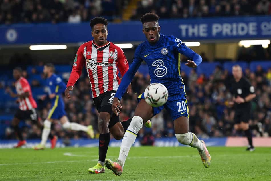 Chelsea vence o Southampton nos pênaltis e vai às quartas de final da Copa da Liga Inglesa