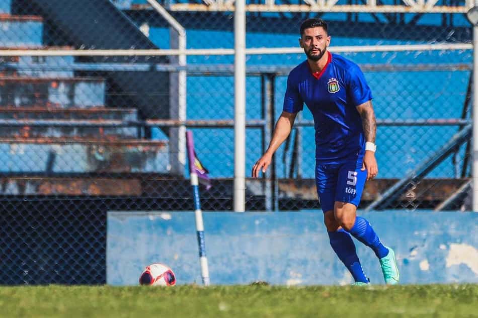 Paulo Matheus comemora classificação heroica do São Caetano na Copa Paulista
