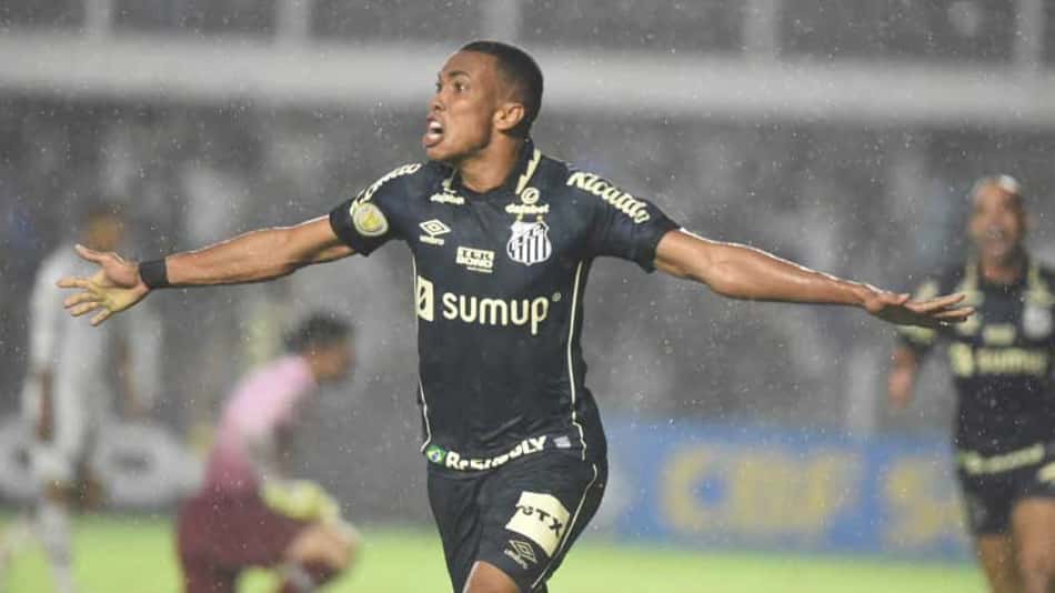 Santos vence o Fluminense na Vila, deixa o Z4 do Brasileirão e impede o Tricolor de entrar no G6