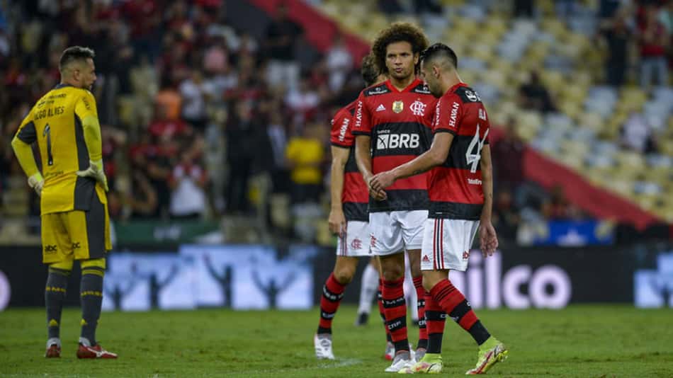 Derrota dura: veja quanto o Flamengo deixou de ganhar com a queda na Copa do Brasil