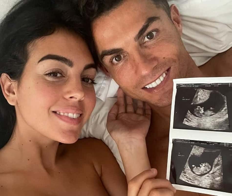 Mais dois! Cristiano Ronaldo anuncia que será pai de gêmeos: 'Abençoado'