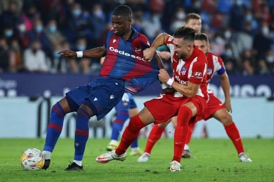 Com pênalti polêmico no fim, Levante alcança empate, e Atlético de Madrid se afasta da liderança de La Liga