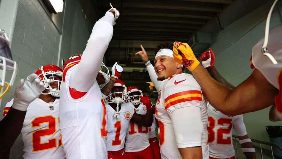 Patrick Mahomes afirma que precisa acertar pequenos detalhes para ataque dos Chiefs voltar a render