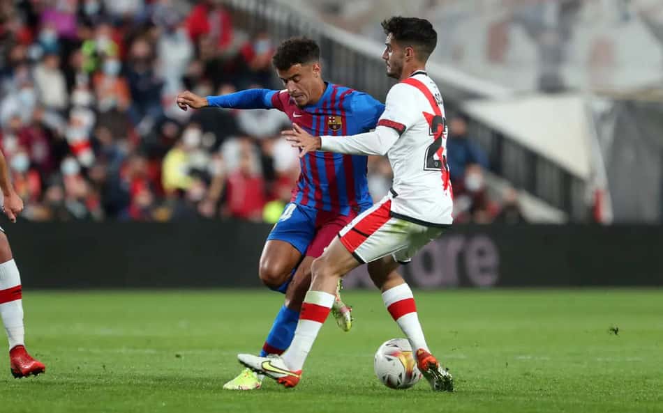 Coutinho testa positivo para Covid-19 e Barcelona tem 10 atletas infectados