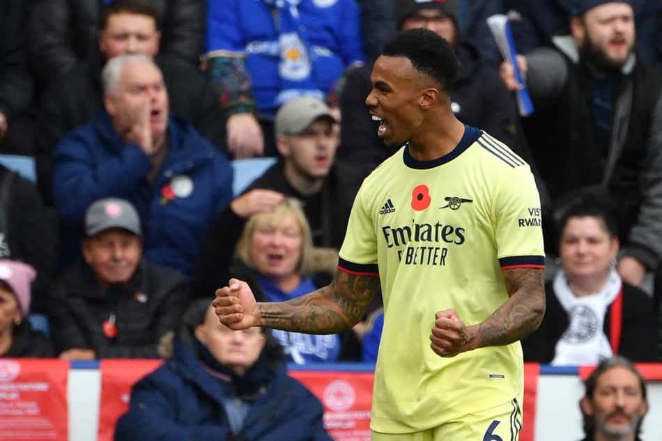 Gabriel Magalhães marca, Arsenal vence o Leicester e chega ao sétimo jogo seguido sem perder no Inglês