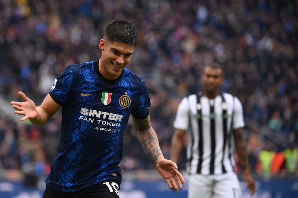 Tucu Correa marca duas vezes e Inter de Milão vence a Udinese em casa pelo Campeonato Italiano