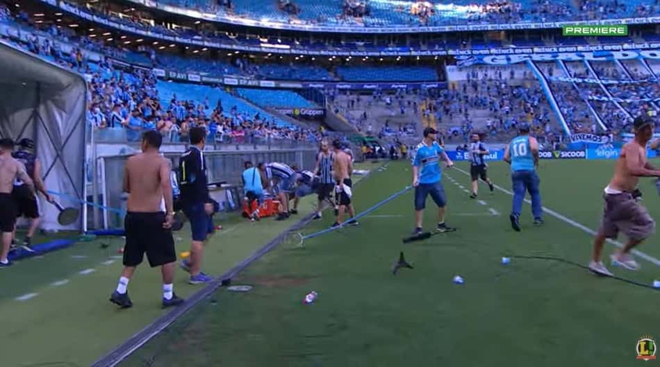 Procurador do STJD diz que Grêmio será denunciado e pode perder mandos de campo por invasão de torcedores