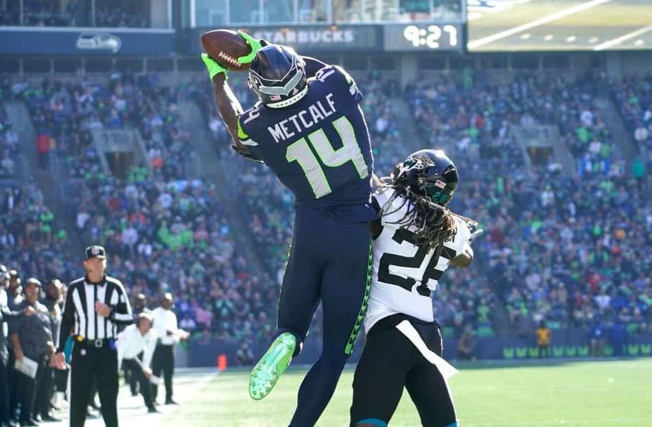 Seattle Seahawks aproveita o Halloween e dá chocolate no Jacksonville Jaguars