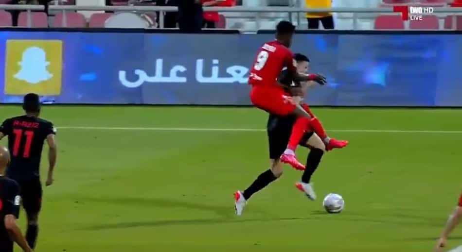 James Rodríguez expulso no Qatar