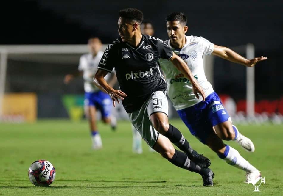 Frágil e sem intensidade, Vasco joga mal, volta a frustrar o torcedor e vê acesso cada vez mais distante