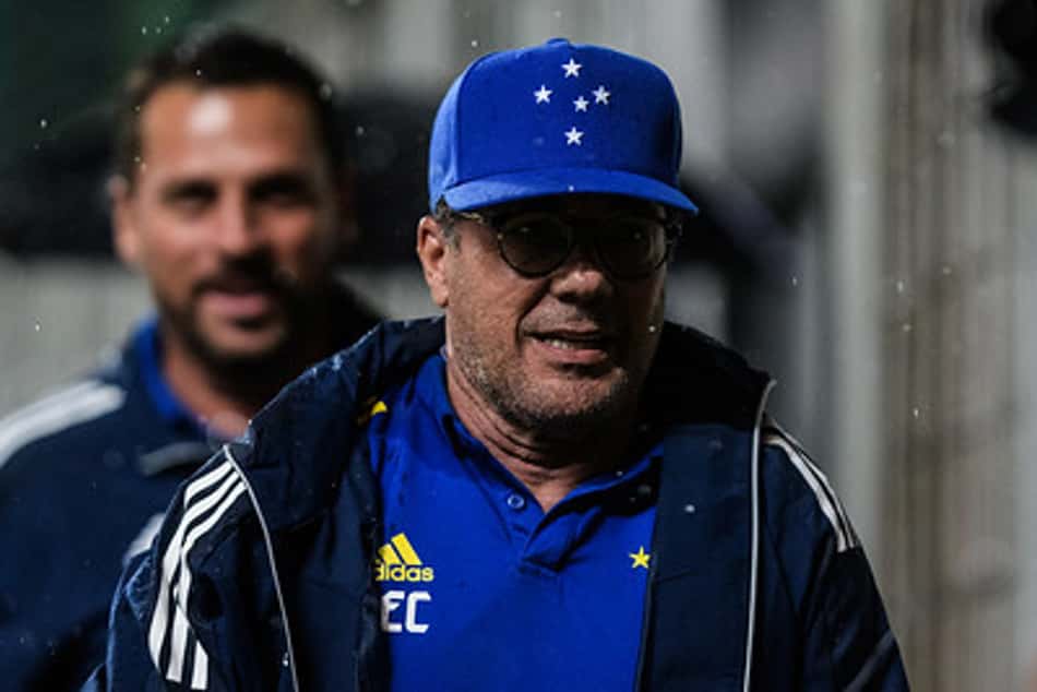 'Não depende só de mim', ressalta Luxa sobre sua permanência no Cruzeiro para a próxima temporada