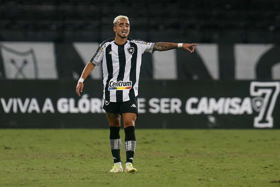 Rafael diz que abriu mão de salários em 2021 e leva na boa ficar no banco: 'É sobre o Botafogo, não sobre Rafael'