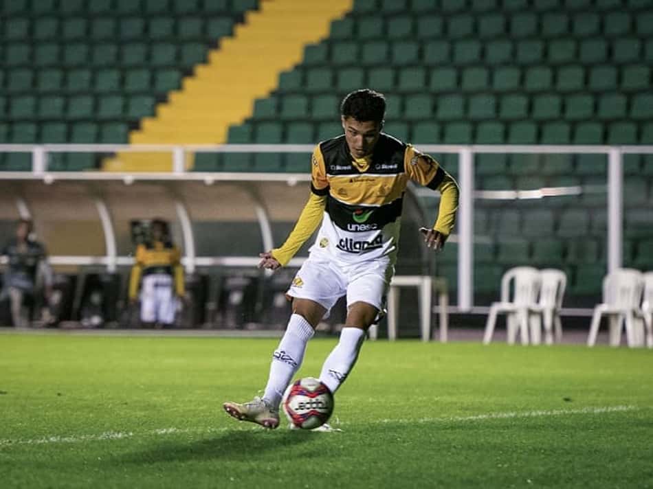 Pedrinho comemora classificação para a final do Catarinense Sub-20
