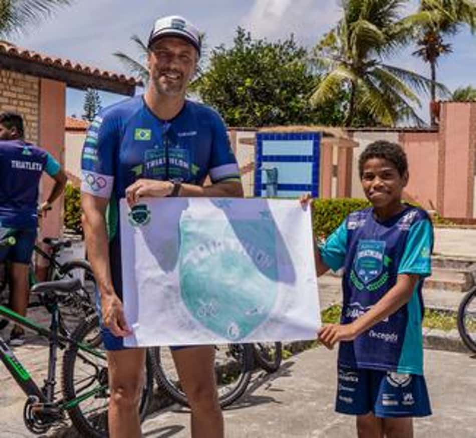 Instituto Escolinha de Triathlon Formando Campeões busca desenvolvimento social pelo esporte