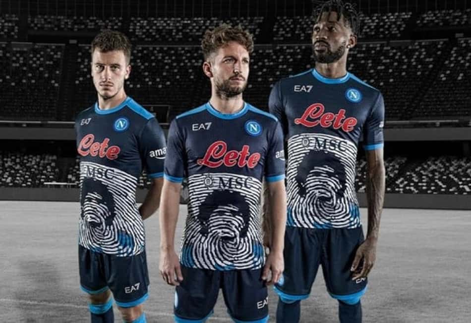 Veja a camisa que o Napoli irá usar em homenagem a Diego Maradona