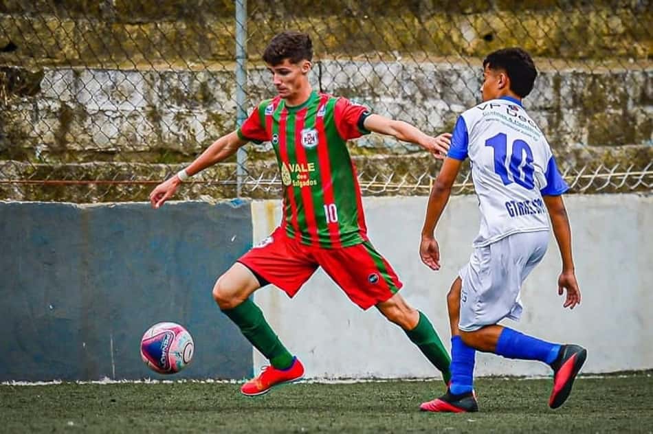 Destaque e goleador da Briosa, Gustavo Mezzetti entra no radar de grandes do Brasil