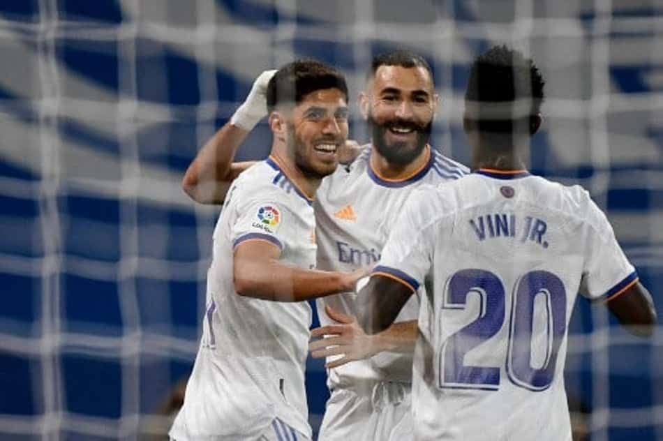Real Madrid vence o Rayo Vallecano e assume a liderança de La Liga