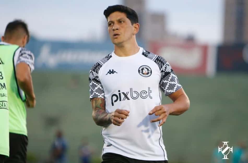 Troca nas laterais, reação de Cano e mais: o que observar do Vasco no duelo contra o Botafogo pela Série B