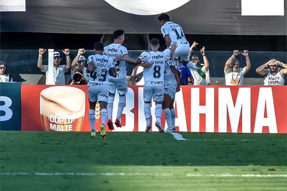 Decisivo em vitória do Palmeiras, Veiga mantém ambição por título Brasileiro: 'Não tem nada perdido'