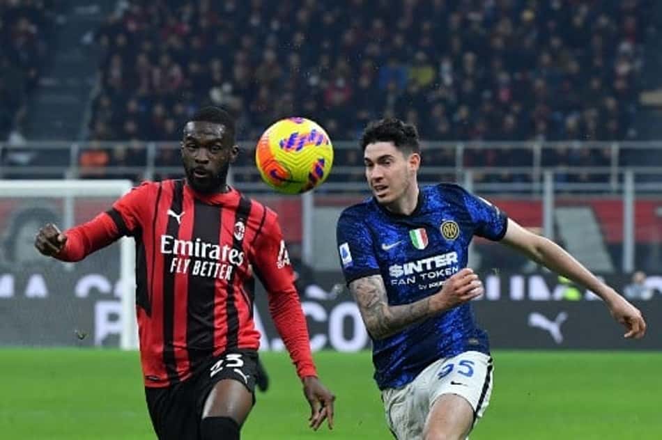 No clássico, Milan perde a chance de assumir a liderança do Italiano ao empatar com a Inter de Milão