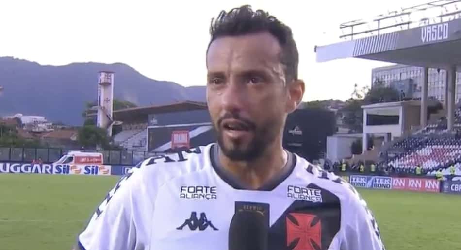 'Vou ficar até o Vasco subir, igual da primeira vez', diz Nene, emocionado após goleada em São Januário