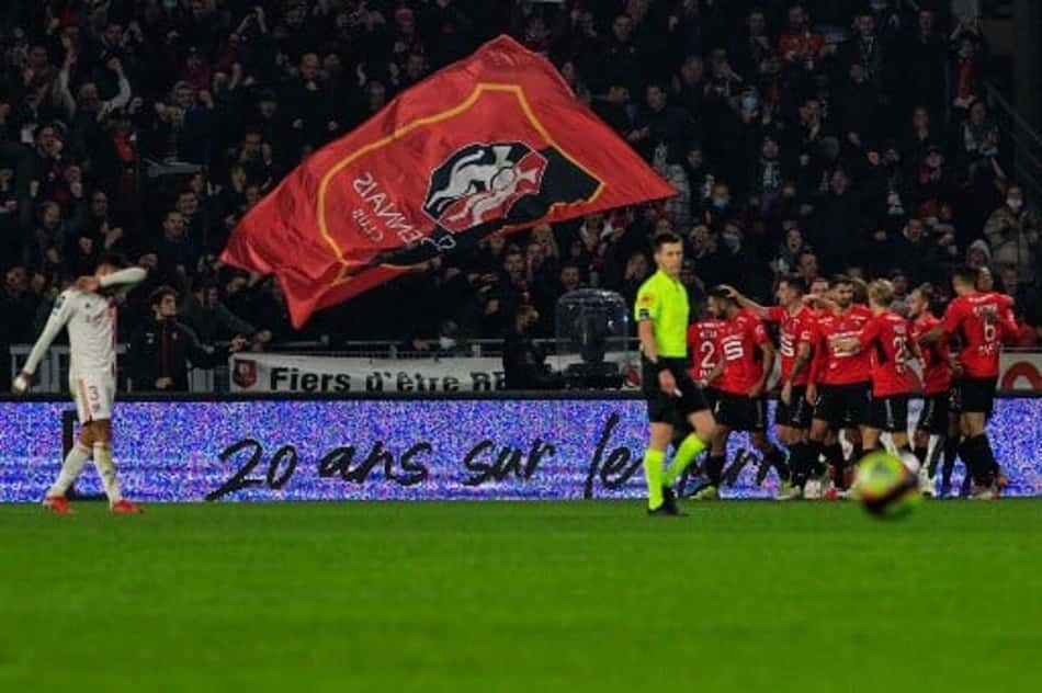 Passeio! Rennes goleia o Lyon em confronto direto do Campeonato Francês