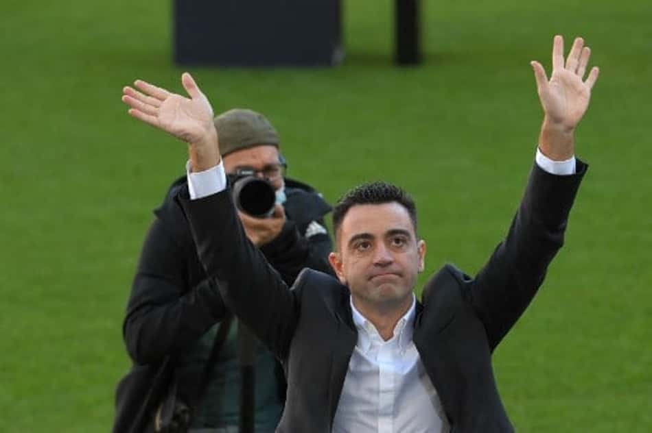 Xavi confirma proposta da Seleção Brasileira, mas optou por esperar contato do Barcelona